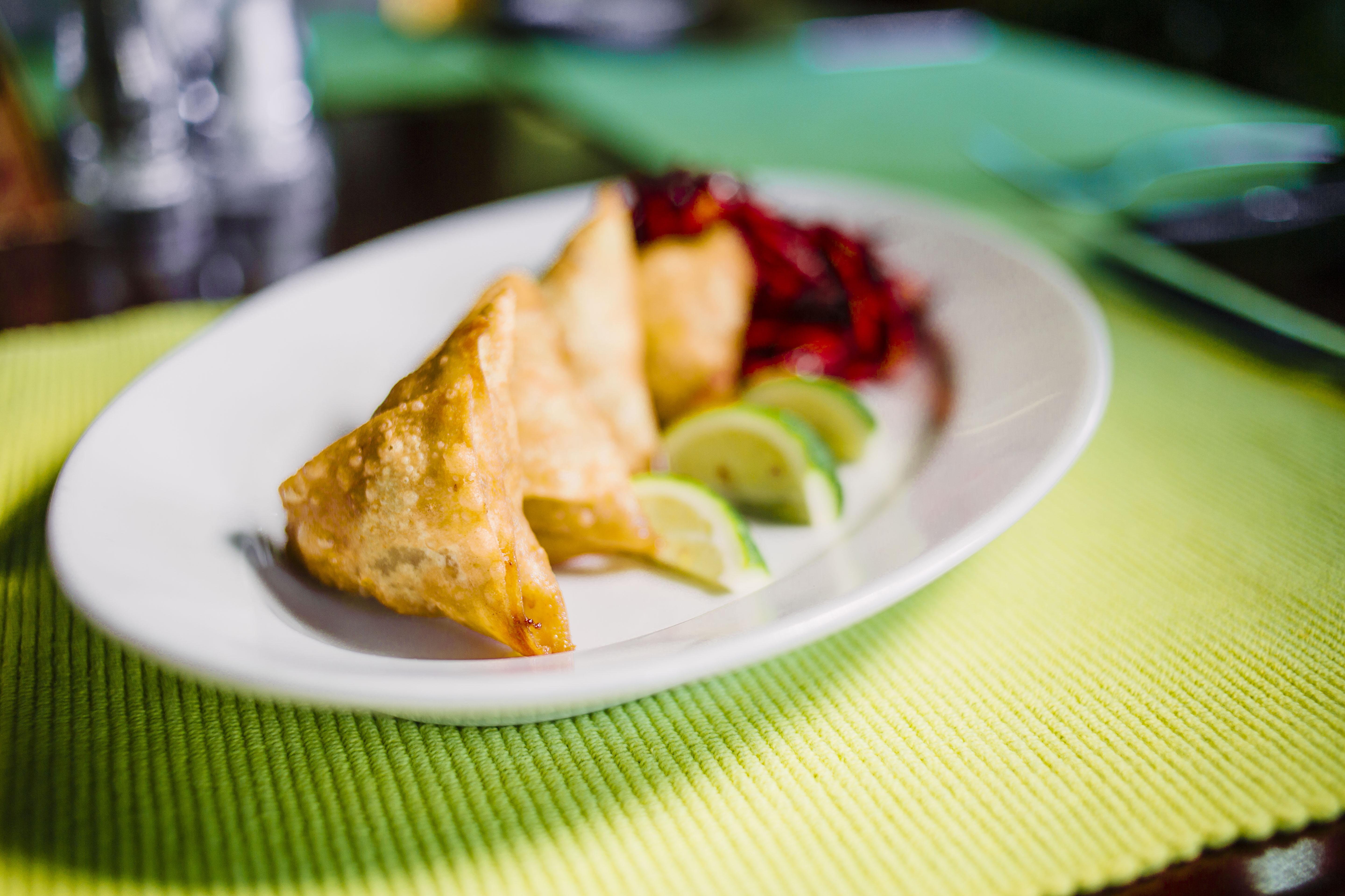 The Boma Nairobi Hotel Buitenkant foto Samosa