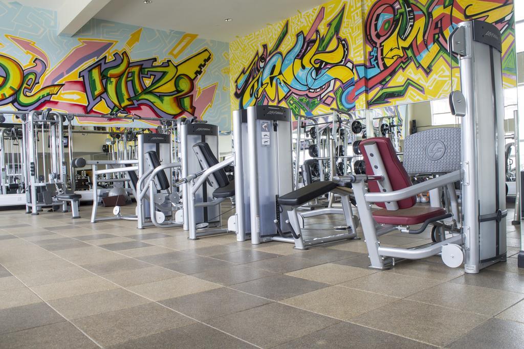 The Boma Nairobi Hotel Buitenkant foto The gym at the hotel
